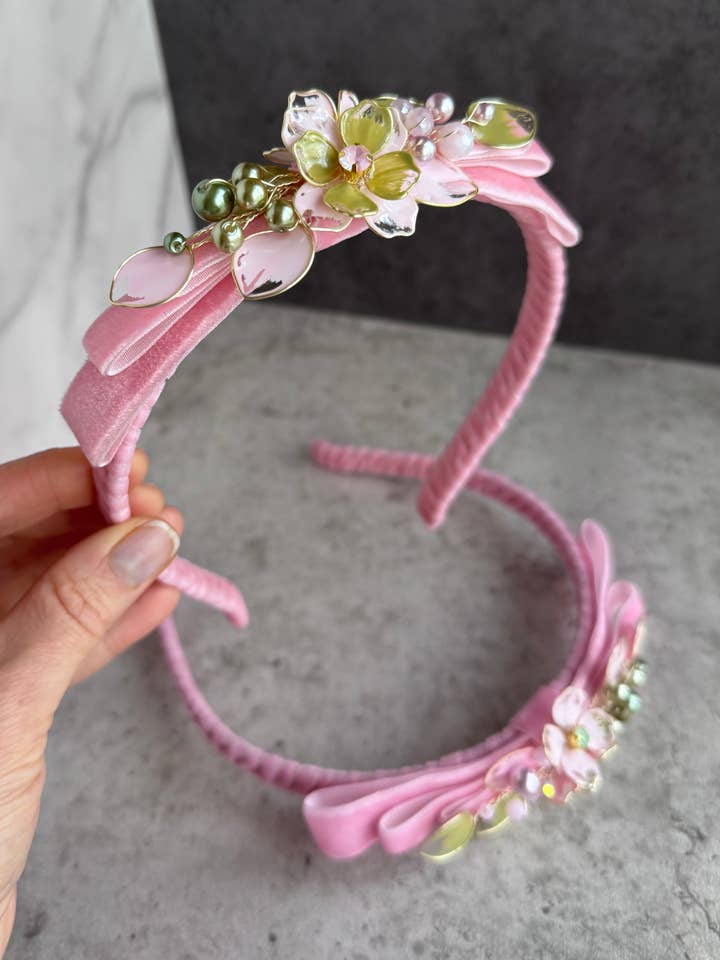 Rosalie Meadow per la vendita all'ingrosso da parte di Preciuspearls