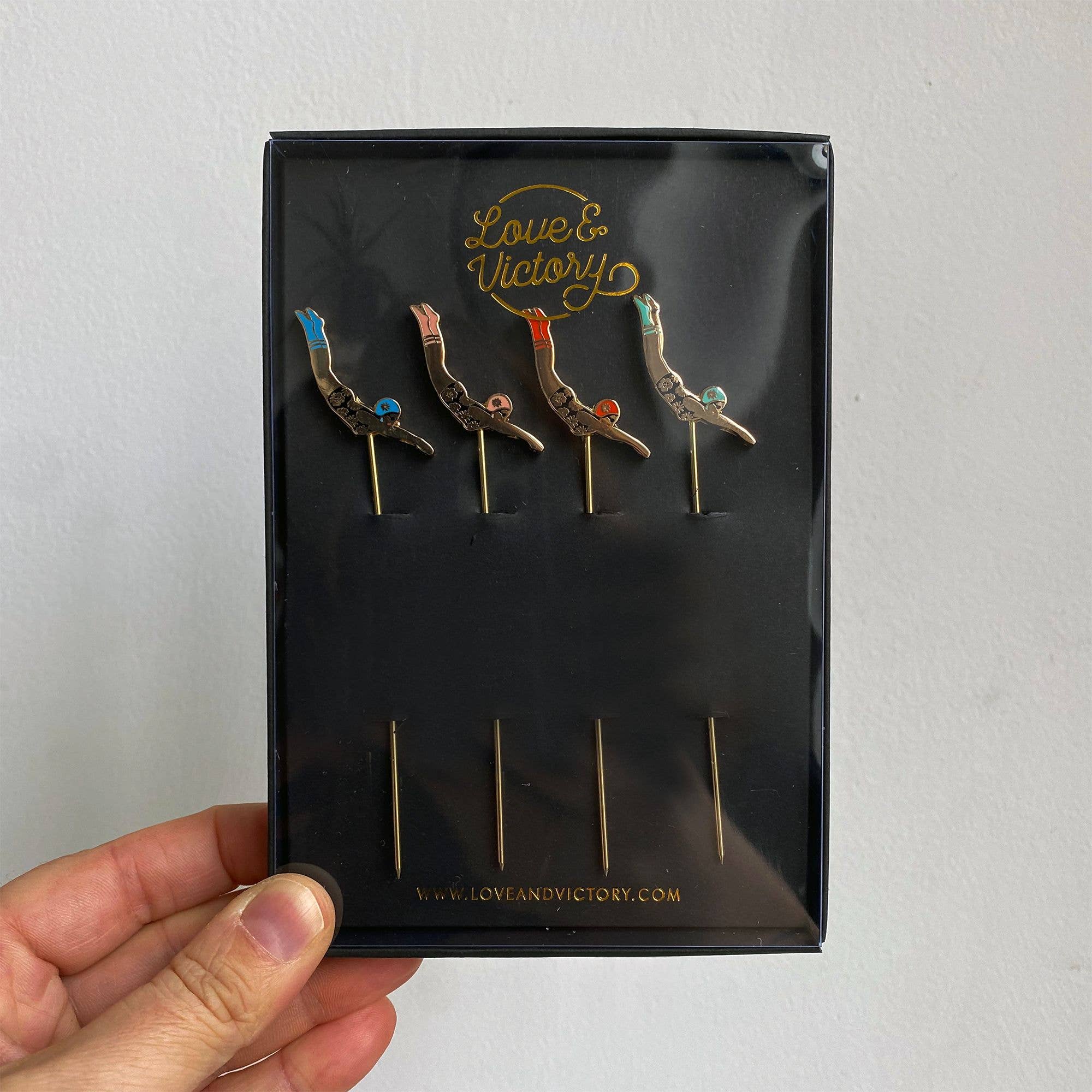 Love & Victory - Wholesale Cocktail Pick - Multicolor Diver Cocktail Picks1