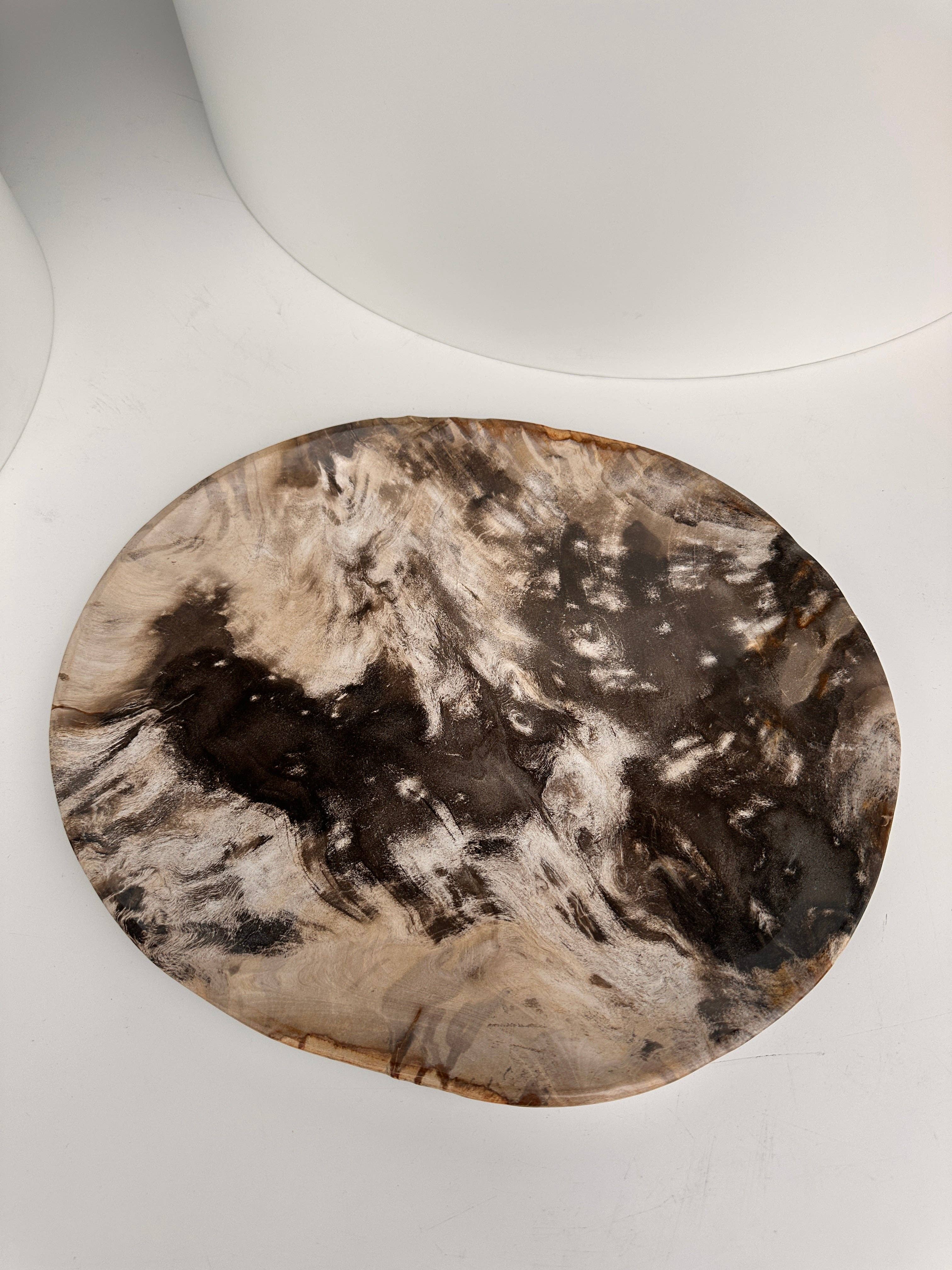 Office Objets - Vente Assiettes/plats/bols de décoration - Très grand vide poche ou plat en bois pétrifié17