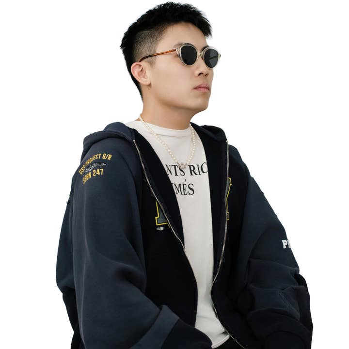 Lucent for wholesale by VLIZ