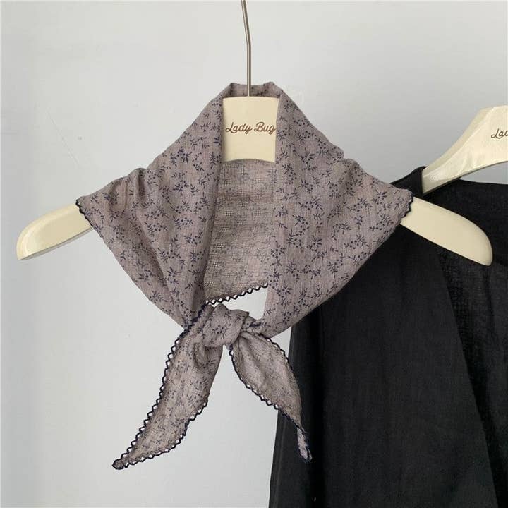 Ekartini - Wholesale Scarf - Women's - Printed Triangle Scarf3