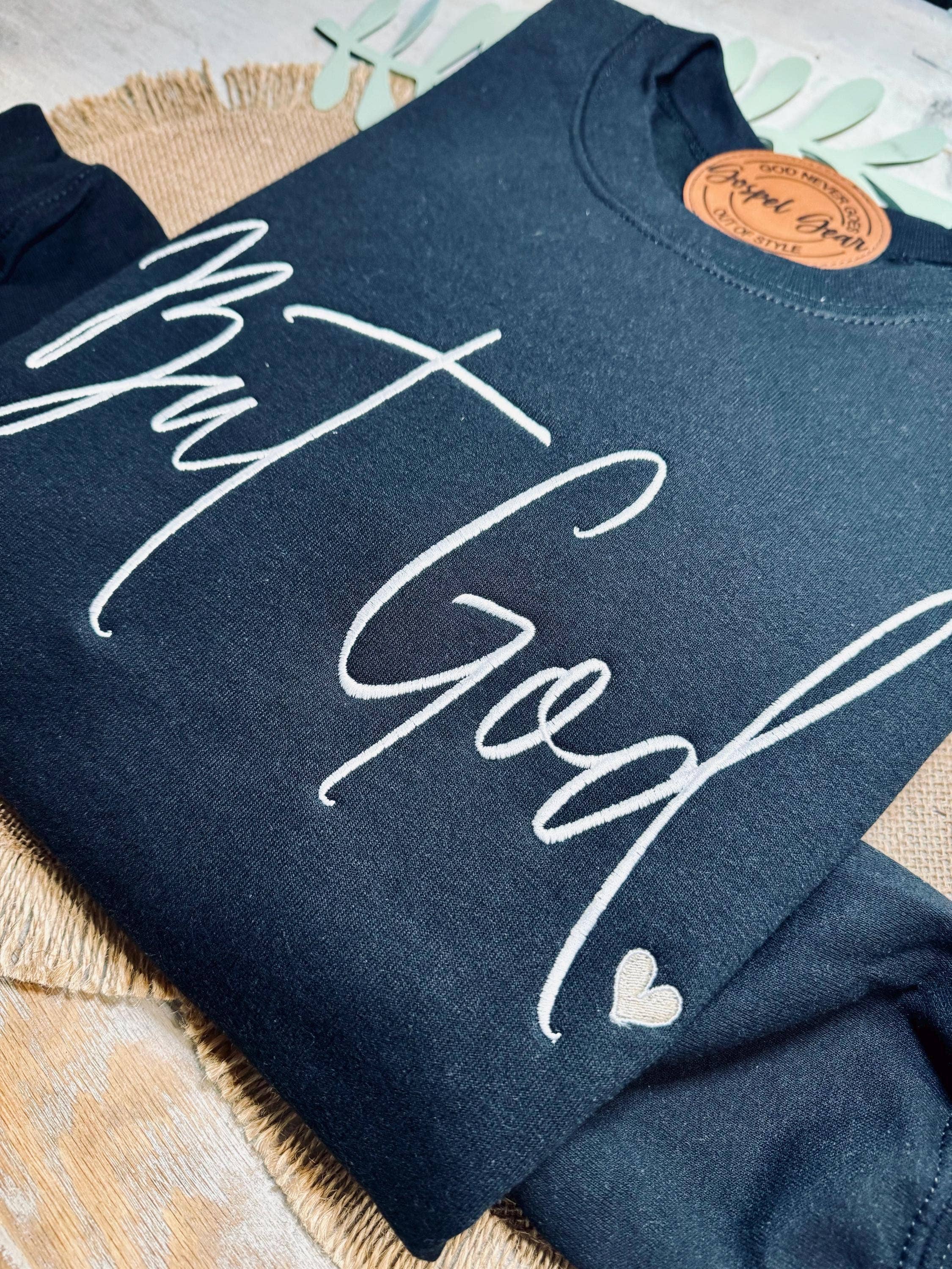 Gospel Gear Co - Vente Sweat-shirt à imprimés – unisexe - Mais Dieu Chemise Brodée2