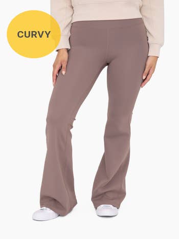 CURVY Highwaisted Foil Leggings With Side Pockets