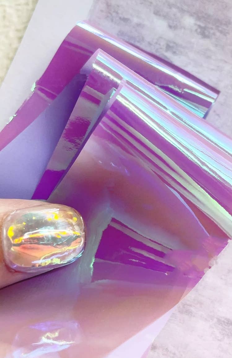 HEIDY CLADDY - Wholesale Nail Polish Set - 4-in-1 semi-permanent nail polish1