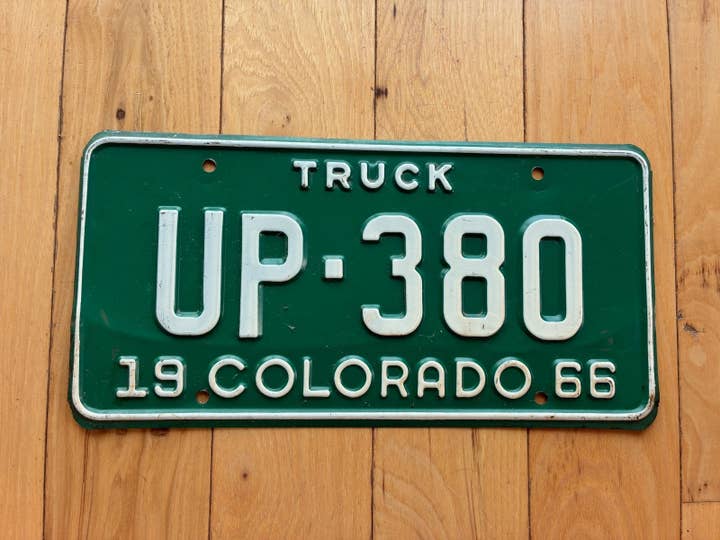 Plaque d'immatriculation de camion du Colorado 1966 pour la vente par RusticPlates