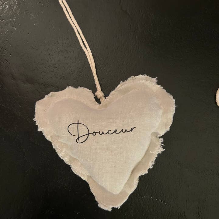 La marquisette - Wholesale Ornament - Heart decoration to hang with customizable message3