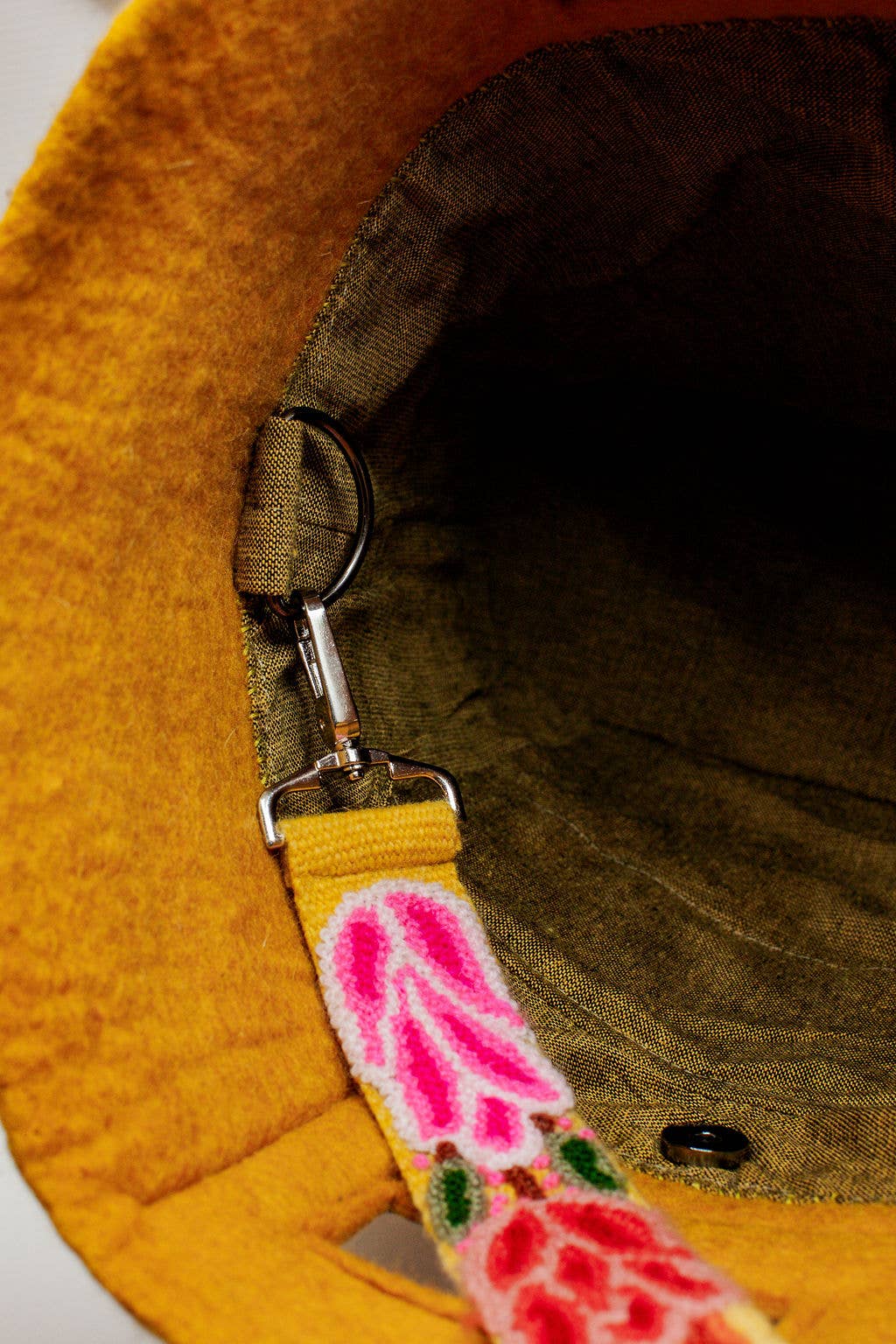 Fibres of Life - Wool & Felt - Wholesale Tote Bag - Women's - Felt & Leather Tote w/ Strap | Crossbody Bag | Wool Tote Bag6