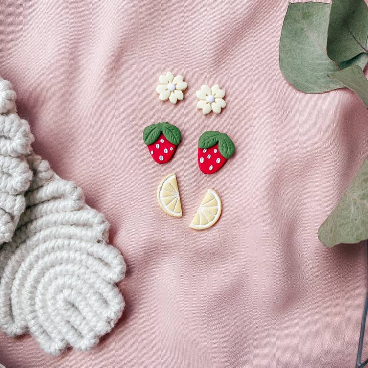 ClayWithA - Wholesale Jewelry Set - Spring Stud Pack1