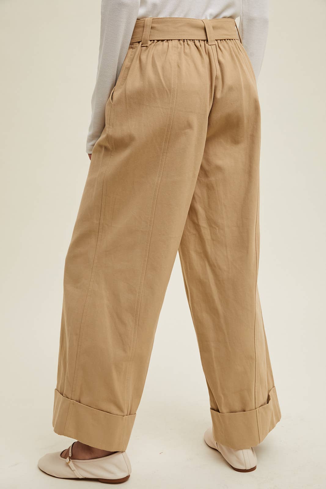 KHAKI CUFFED WIDE LEG BELTED PANTS / WL24-9549 for wholesale on Faire2