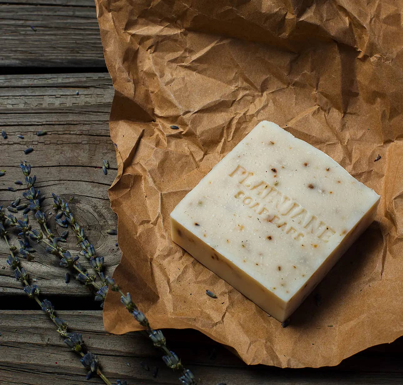 Plain Jane Soap Bars - Vendita all'ingrosso Saponette - Saponetta Assoluta alla Lavanda1