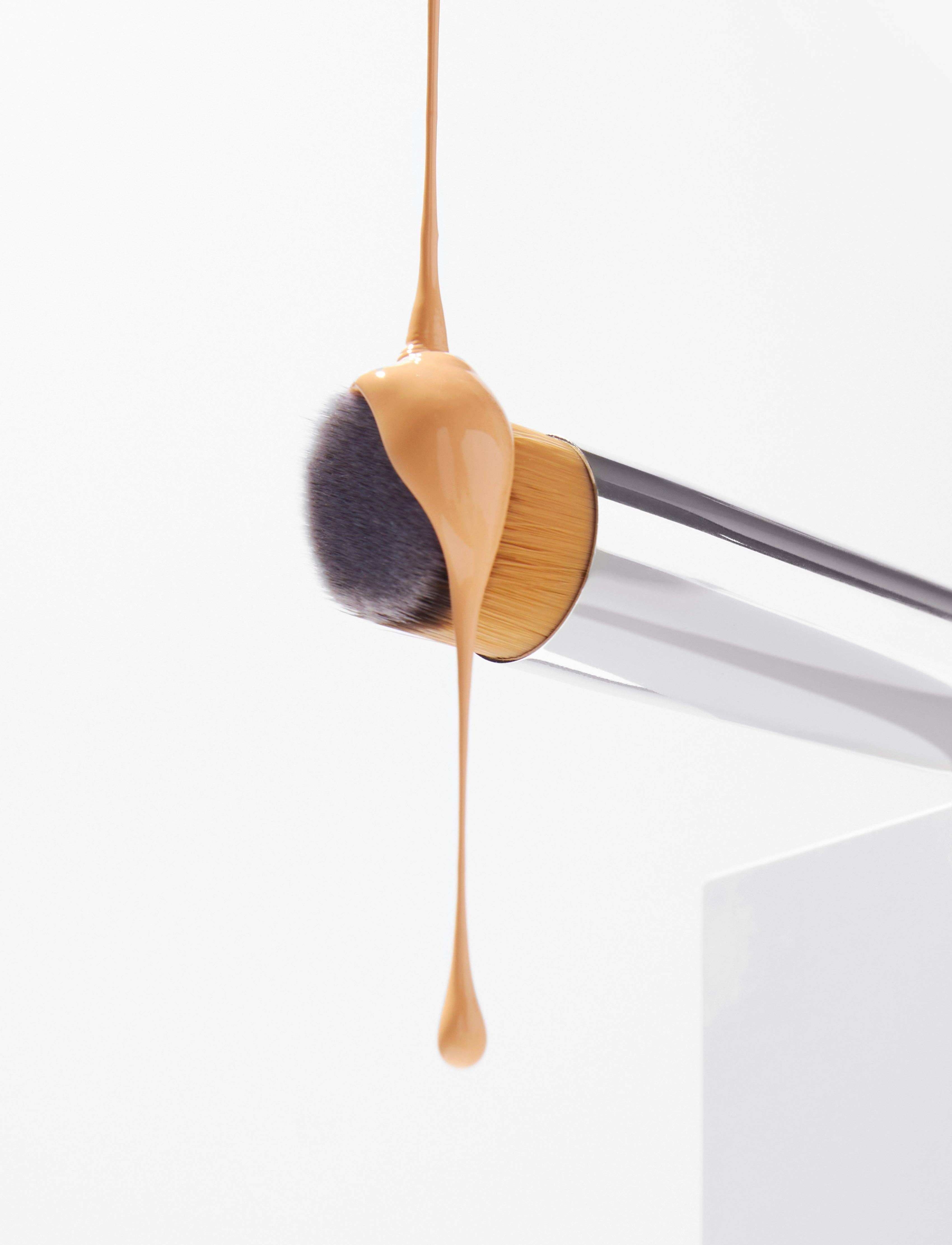 Oio Lab - Wholesale Tinted Moisturizer - Holitint — MEDIUM8