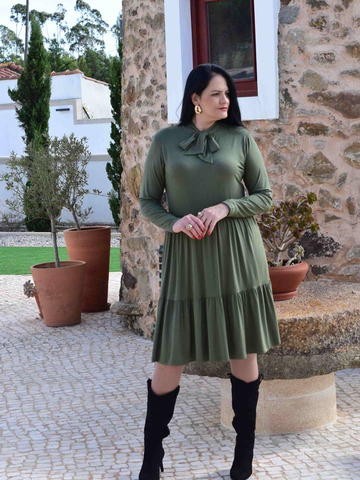 Kjole i store størrelser Camilla - L til 6XL for engroshandel hos Torster & Ribeiro, Lda - CurvyShion