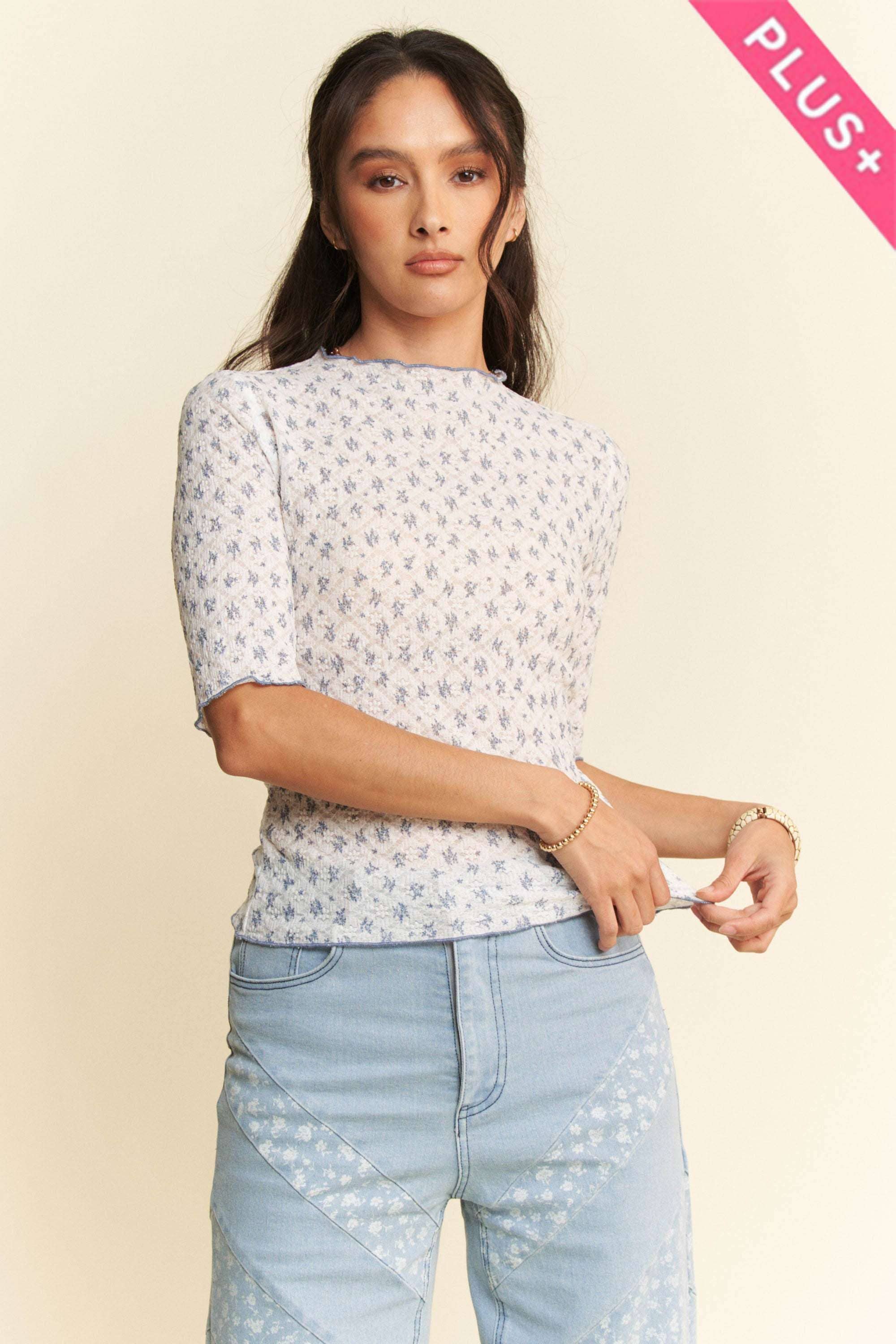 HVID/BLÅ MULTI PLUS BLONDE STRÆK FLORAL MARROW KANT STRIKTOP for engroshandel på Faire0