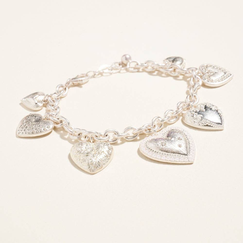 Designature New York - Wholesale Bedelarmbandje - Armband met ketting en hanger met meerdere harten en sluiting5