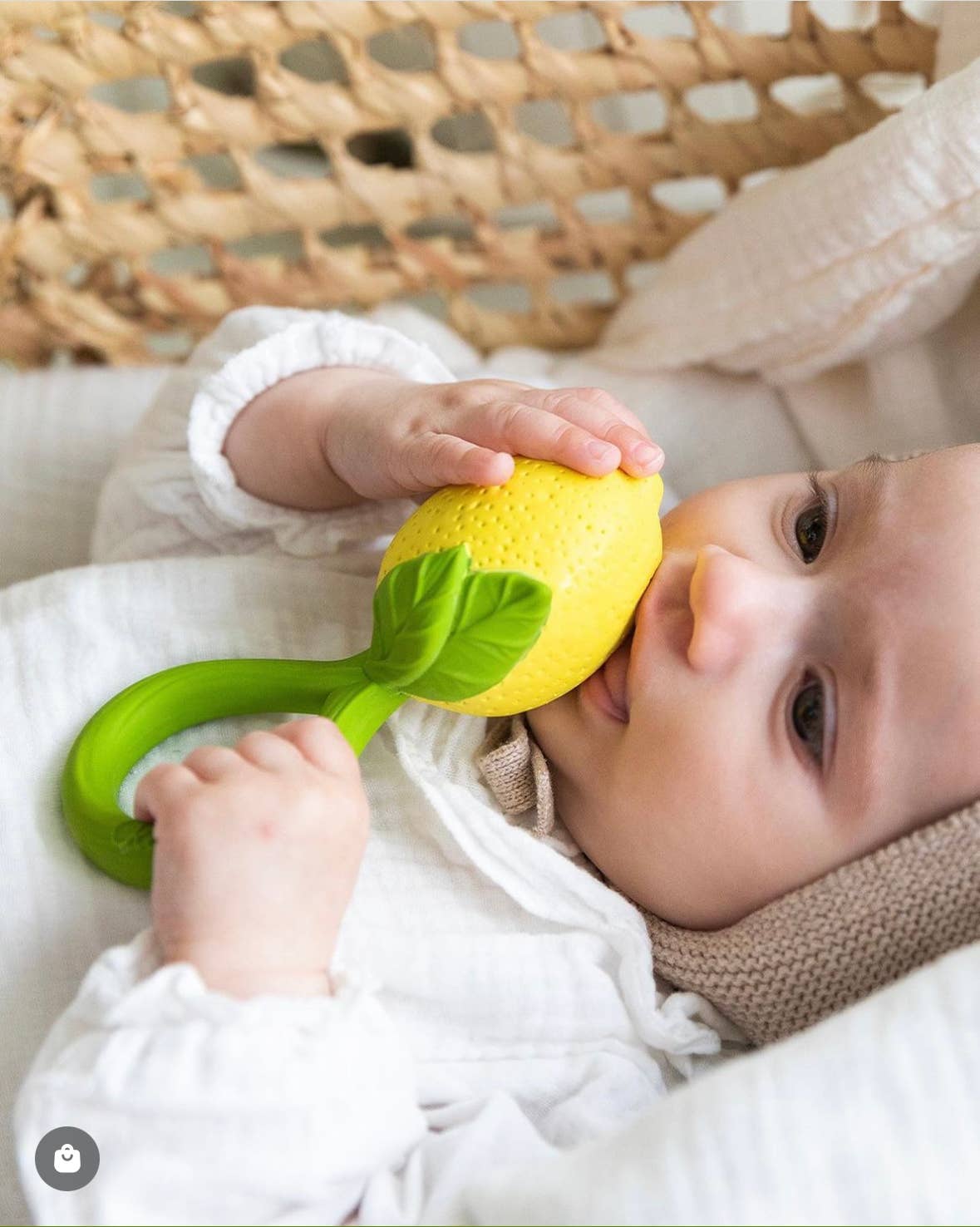 Oli & Carol - Wholesale Handheld Rattle - Baby - Lemon Rattle Toy2