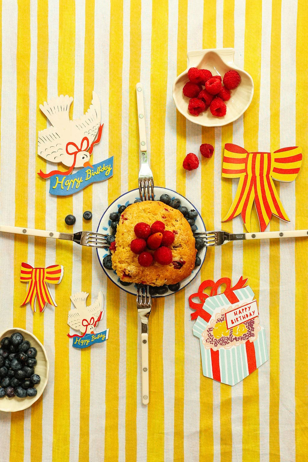 Isatopia – wholesale Birthday card – Happy Birthday Gift - Die Cut Card3