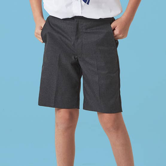 Shorts scolaires pour garçons pour la vente par David Luke