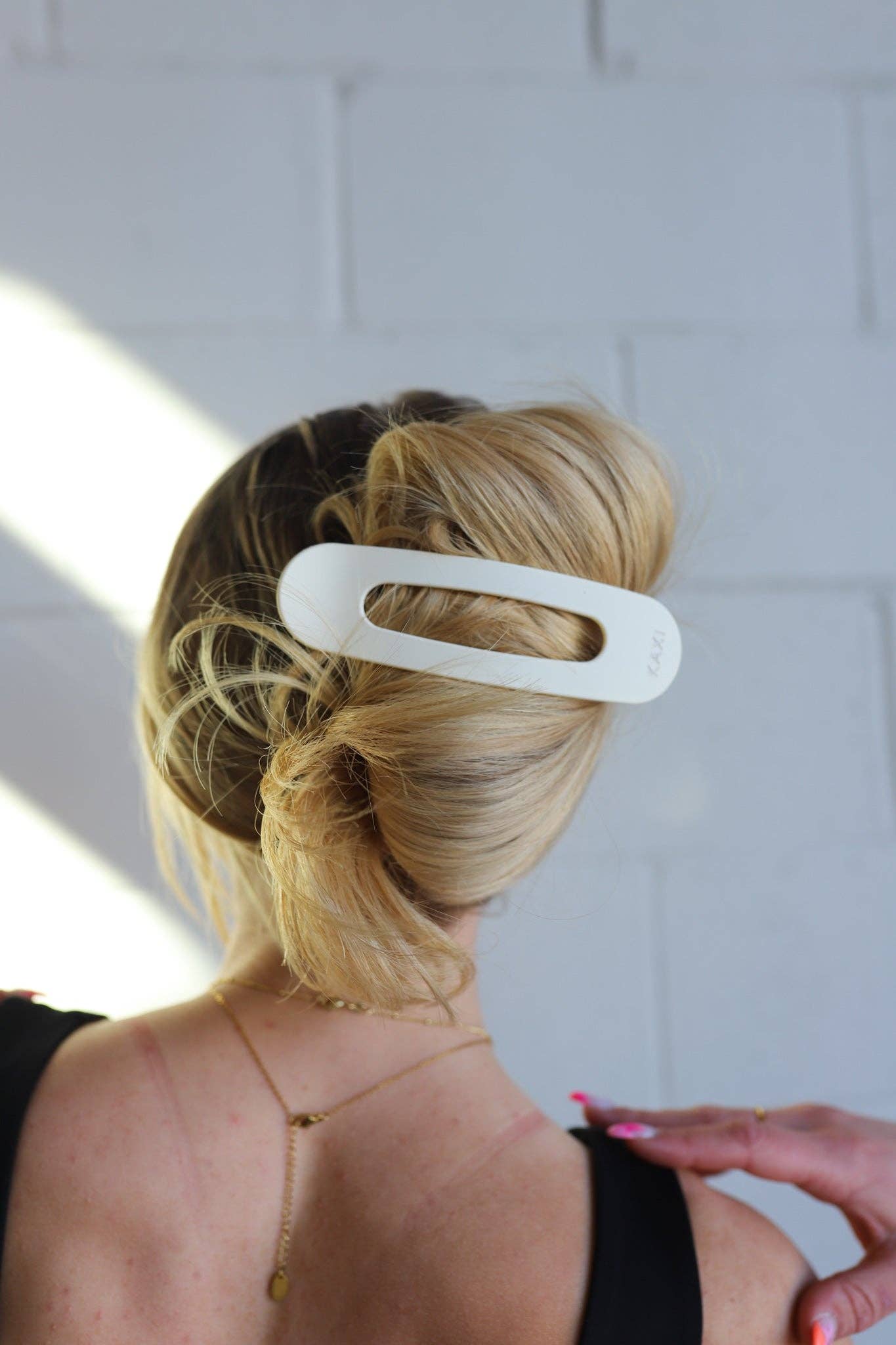 KAXI - Wholesale Hair Clip - Women's - OVERSIZED LAY DOWN CLAWS ( 33 COLORS )44