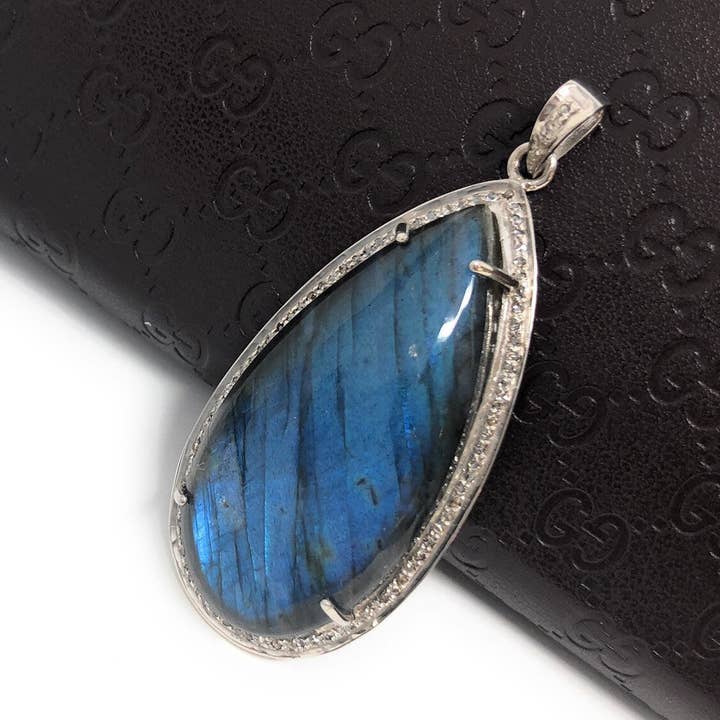 Pendentif diamant pavé labradorite, pendentif pierre gemme labradorite, bijoux en argent sterling, bricolage en gros pendentifs, cadeaux pour elle pour la vente par Akstar Gems