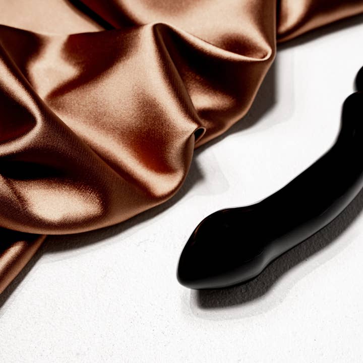 Yoni Pleasure Palace - Wholesale Sex Toy - The Black Mamba