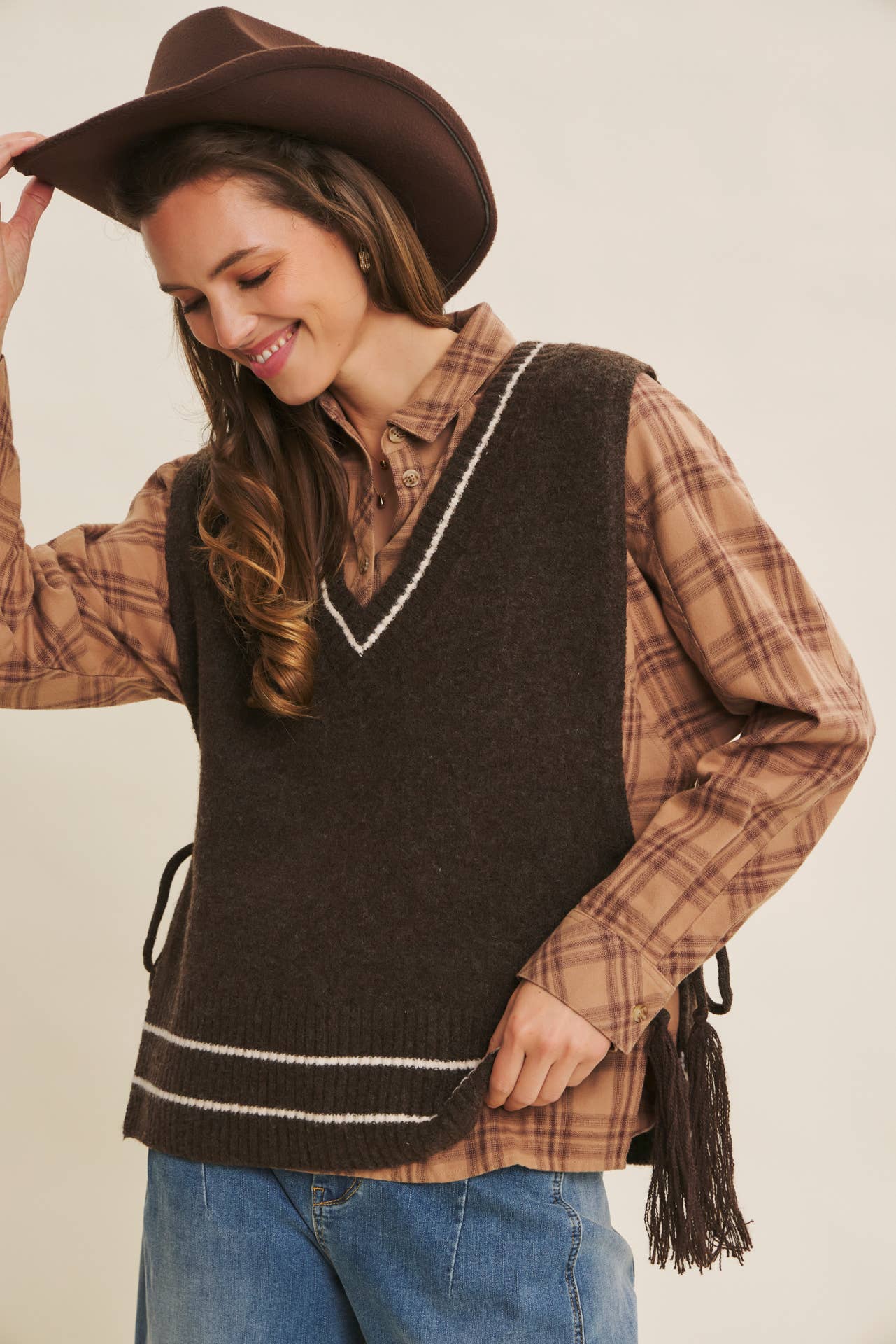 in february - Wholesale Outerwear Poncho - Women's - ECO-FRIENDLY EFFORTLESSLY ESSENTIAL SWEATER PONCHO VEST21