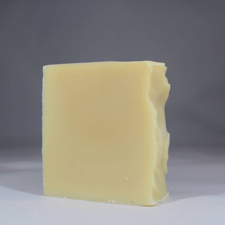 L'Âne Qui Bulle - Wholesale Bar Soap - Organic donkey milk solid soap | Le Nature Peinture1