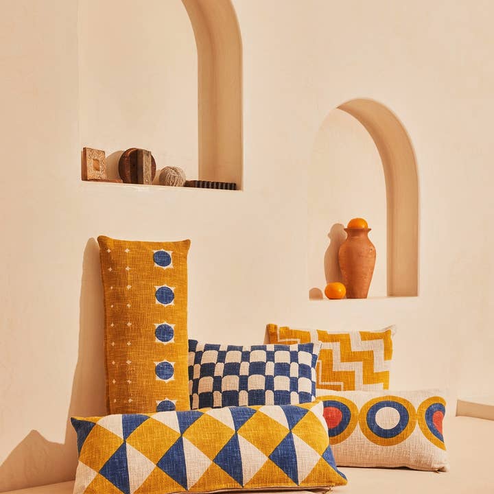 Casa Amarosa - Wholesale Lumbar Pillow - Aakar Circle Block Printed Lumbar Throw Pillow - 12x30 inch