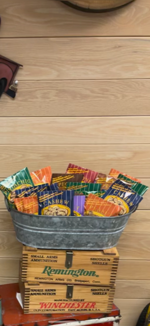 Fairhope Favorites, Inc. - Wholesale Nuts - Mixed Microwave Nuts - Almonds, Cashews, Peanuts & Pistachio3