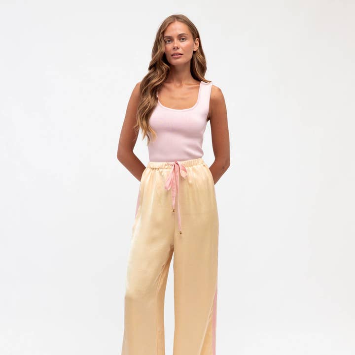 Global Fashion House - Wholesale Pants - Women's - ELASTICATED WAIST PANTS0