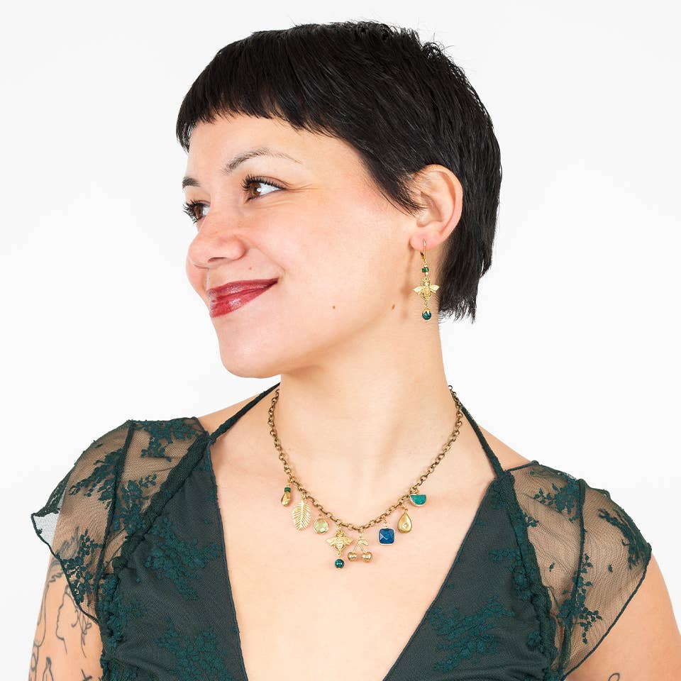 Altiplano – wholesale Hänge-/berlockhalsband – Halsband med mässing och stenberlock1