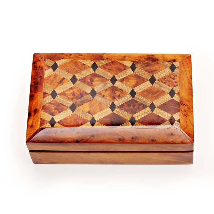 Yemma Goods - Vente Boîte/rangement à bijoux - Boîte à bijoux Thuya Burl avec incrustations de noyer et de cèdre1