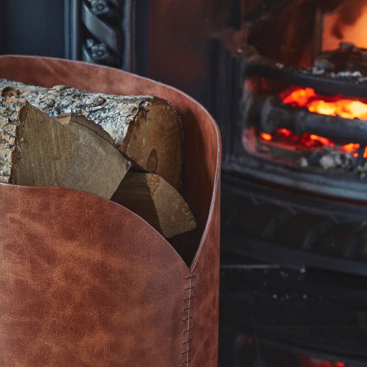 Ivyline – wholesale Fire pit – Ivyline Faux Leather Log Storage Bucket H30cm W40cm2