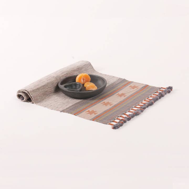 Kutch Weave Handloom Bordslöpare för wholesale av Artisaga