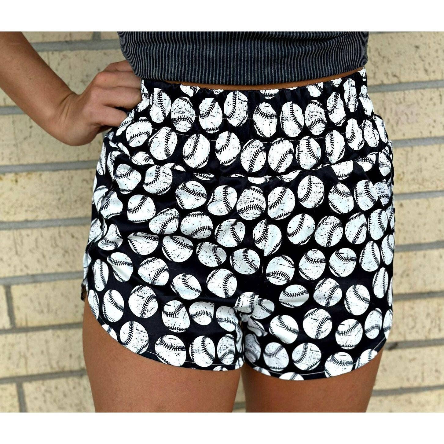 Wren Rae - Vente Short – femme - Shorts de baseball noirs en stretch en précommande7