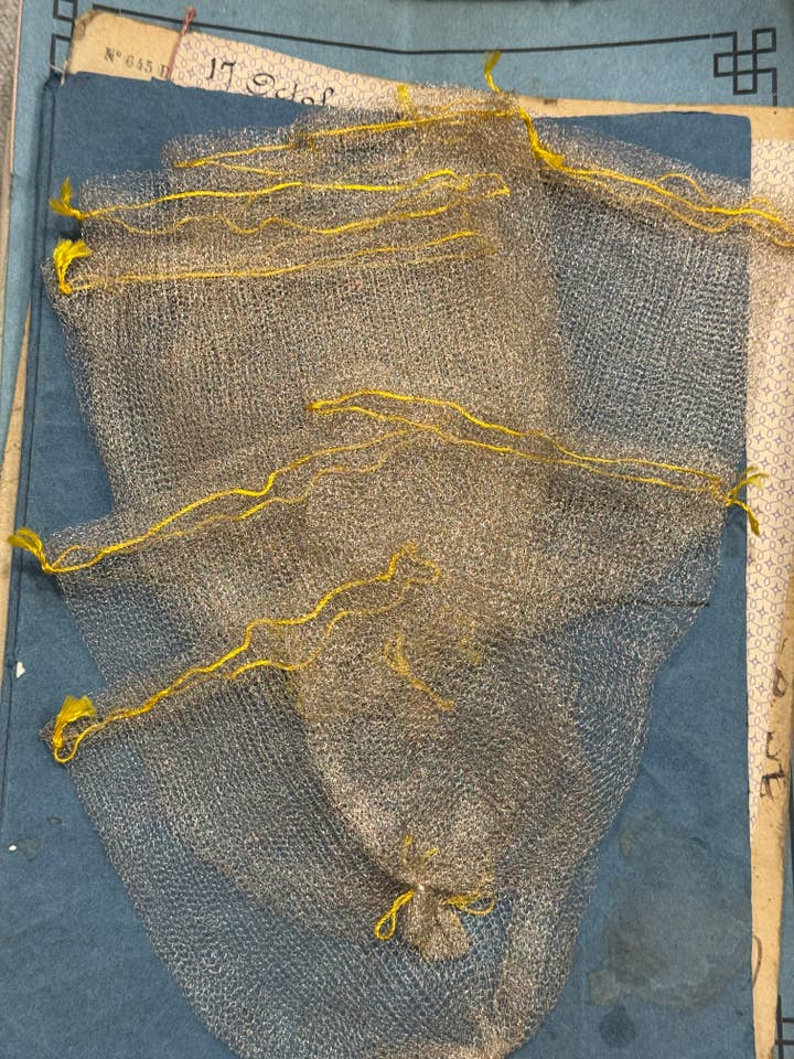 Borsa Tricotine in Metallo Argento Francese Antico Circa 1910 per la vendita all'ingrosso da parte di Monahan Papers