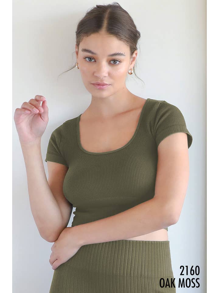 NIKIBIKI - Venta al por mayor Jersey corto de punto - Mujer - NS8230 - Top corto con cuello redondo4