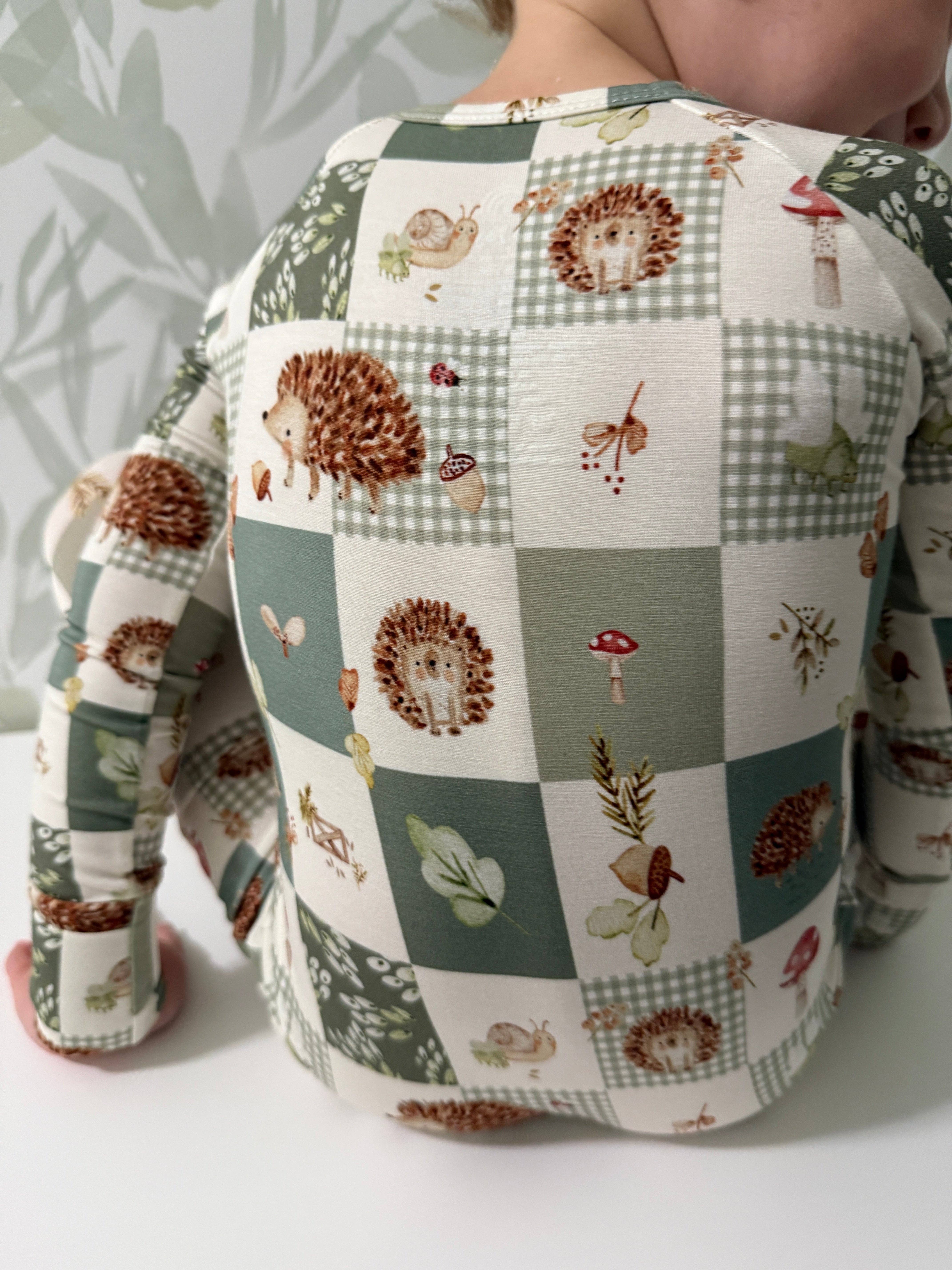 Little Joy Co. - Vendita all'ingrosso Pigiamino - Neonati - Pigiama Zippy in Bambù Harvest Hedgehogs5