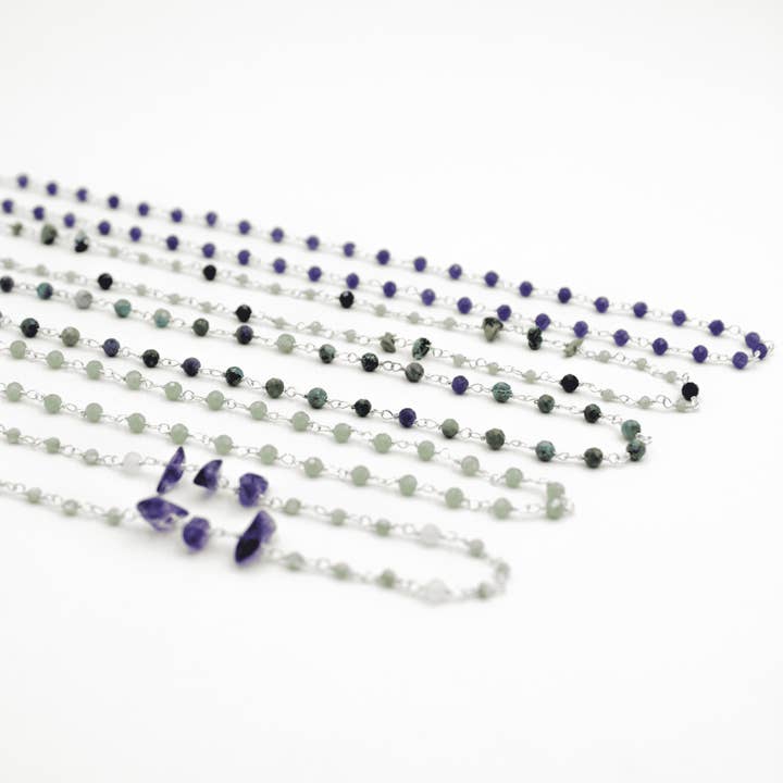 Lot de 5 colliers perles - CAROLE FROID pour la vente par L'Atelier des Dames