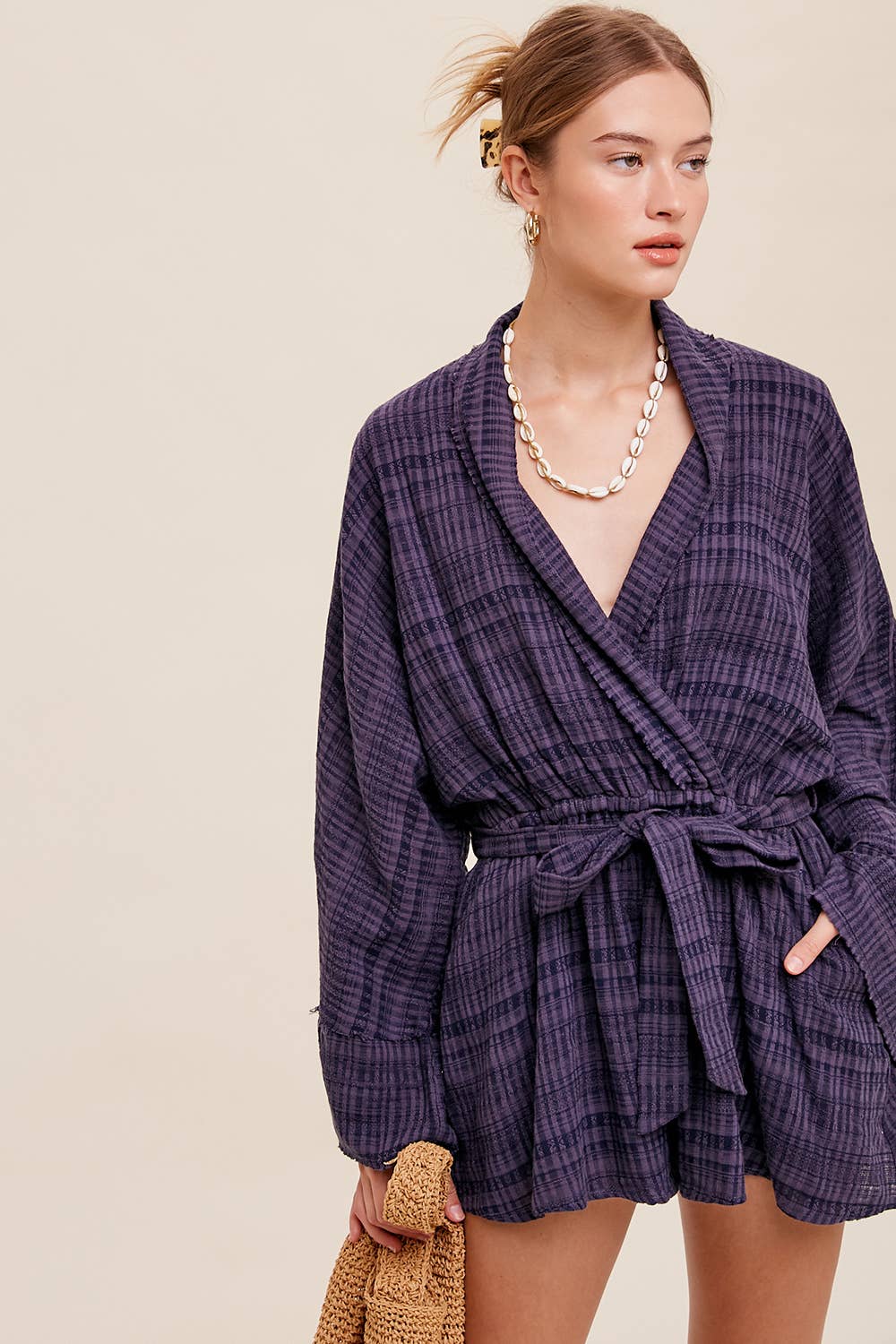 Listicle – Romper - Mulher por atacado – Macacão Texturizado com Cinto12