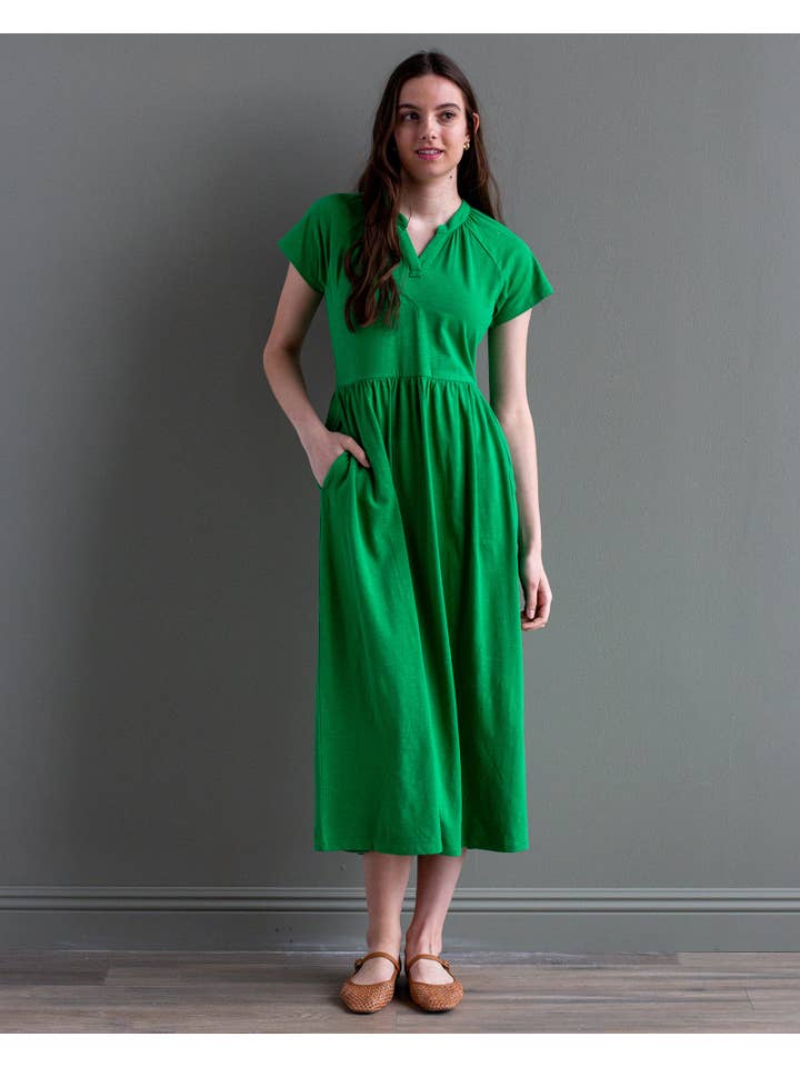 Rolling Hills Popover Green Short Sleeve Casual Knit Dress with Pockets for wholesale on Faire