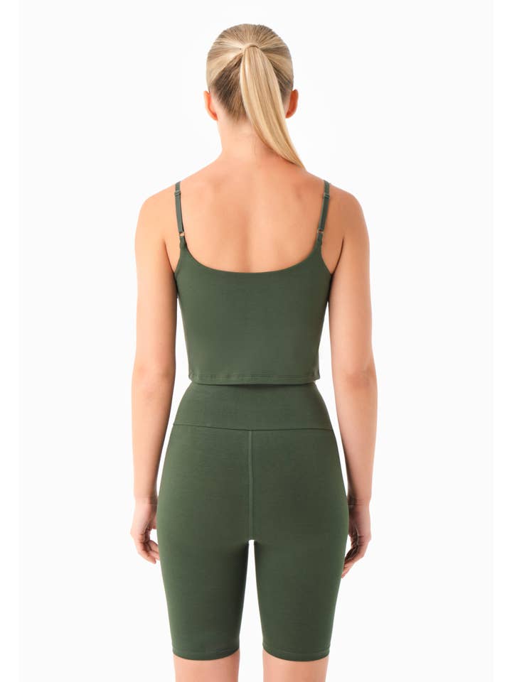 ORGANICATION - Wholesale Athletic Top - Women's - TARRA | Crop-Top aus Bio-Baumwolle3