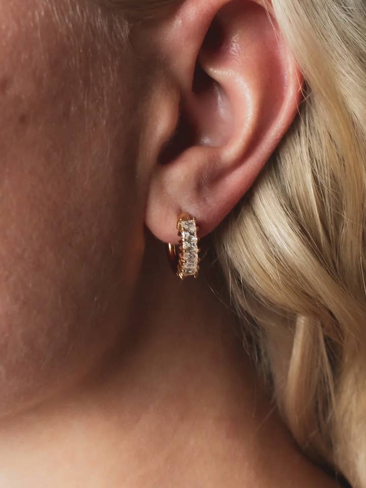 Daphne Crystal Huggie Hoop Earrings for wholesale by Or Jewelry