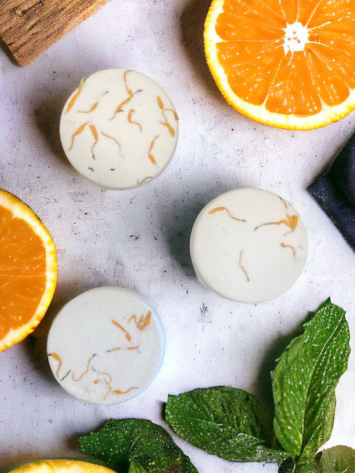 Citrus & Mint - Bulk 30ct Shower Steamers for wholesale by Woodsy Homelife