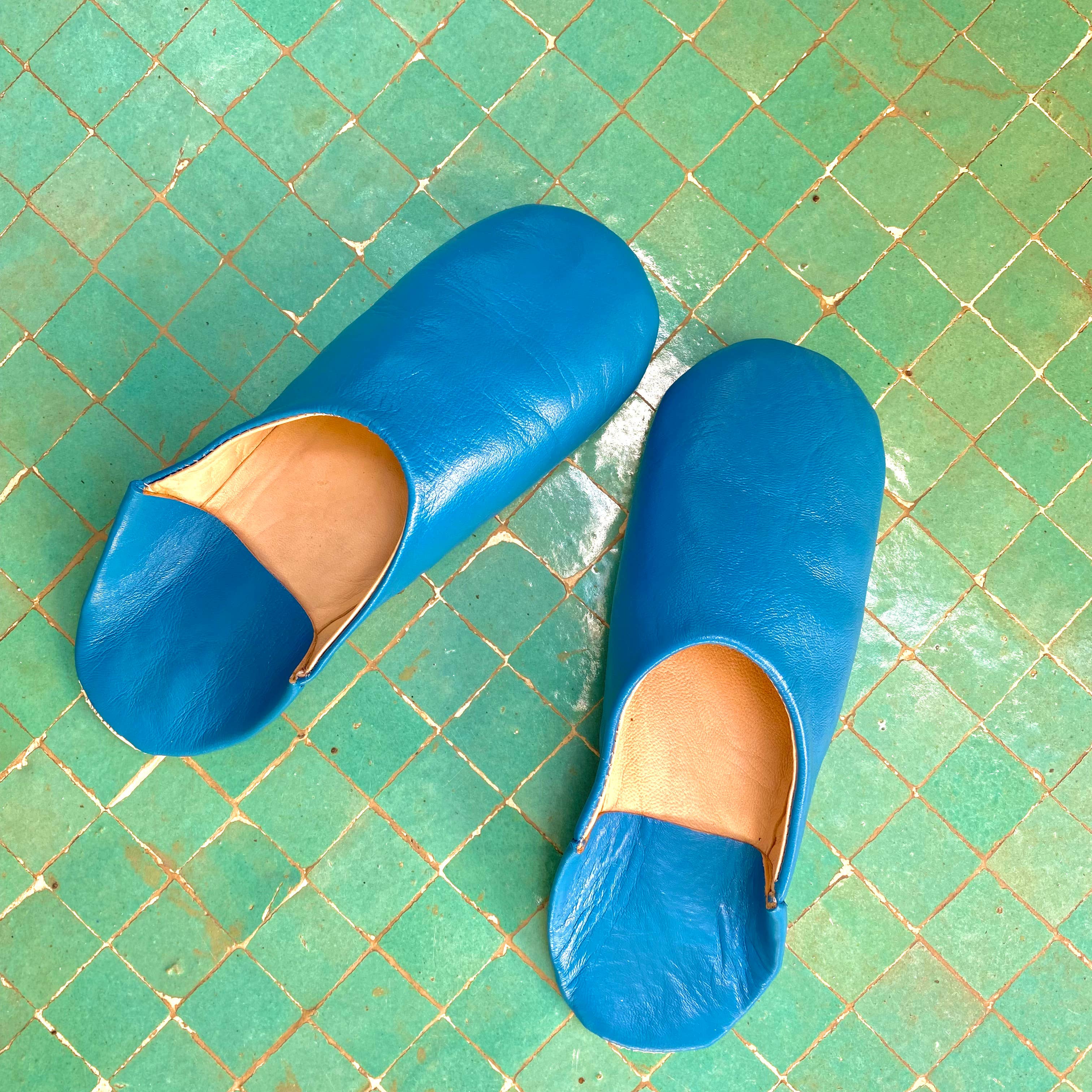 romeda - Wholesale Slippers - Unisex - Moroccan leather slippers Handmade women's slippers0