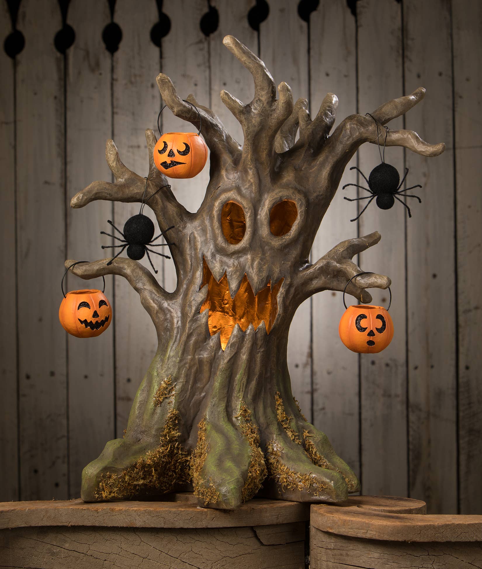 Bethany Lowe Designs - Wholesale Decorative Figurine - Happy Haunting Tree1