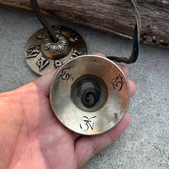 Lungta Imports - Wholesale Musical Instrument - Tibetan Buddhist Meditation Om Mani Padme Hum Tingsha Cymbal2