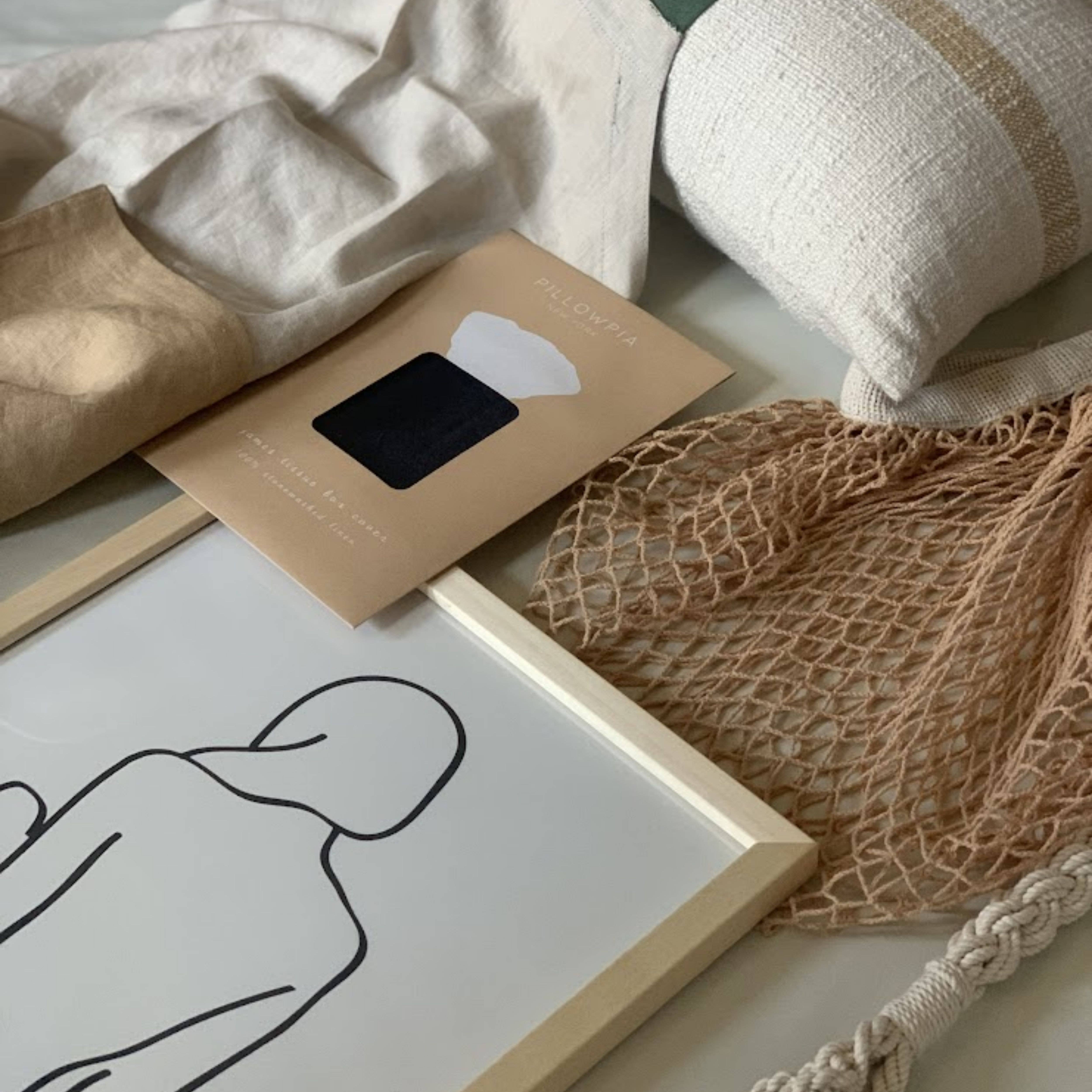 the french market bag no.2 in wheat for wholesale on Faire6