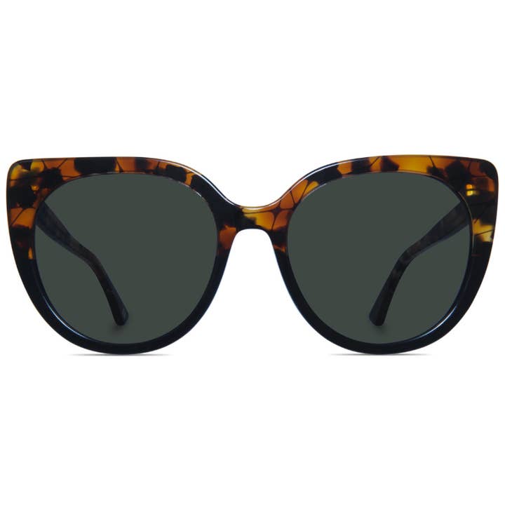 Akenberg Tärendö kattsvanssolglasögon i celluloseacetat, handgjorda för wholesale av Akenberg