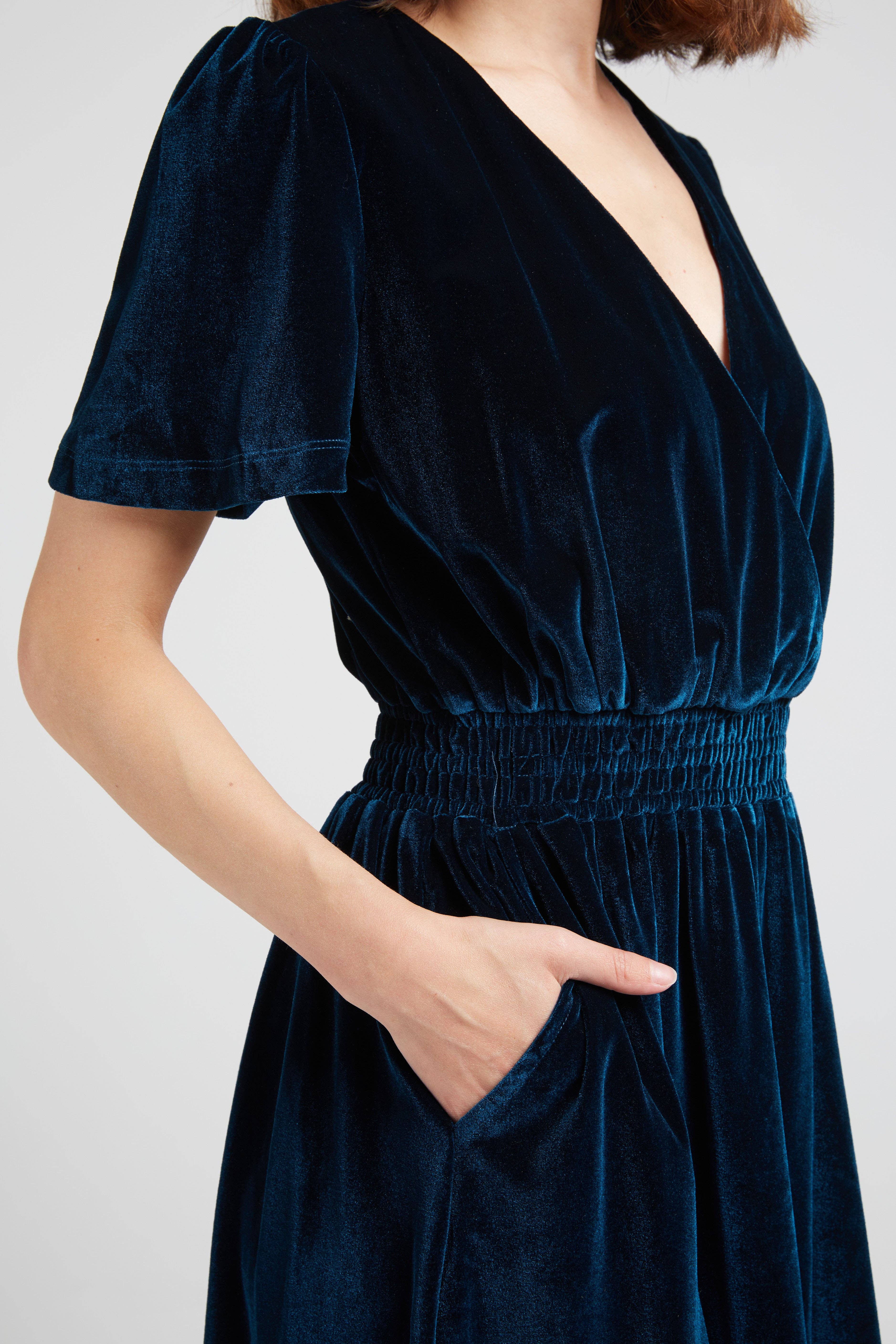 Andy & Lucy - Wholesale Dress - Women's - MILBURN - Long sleeve velvet dress9