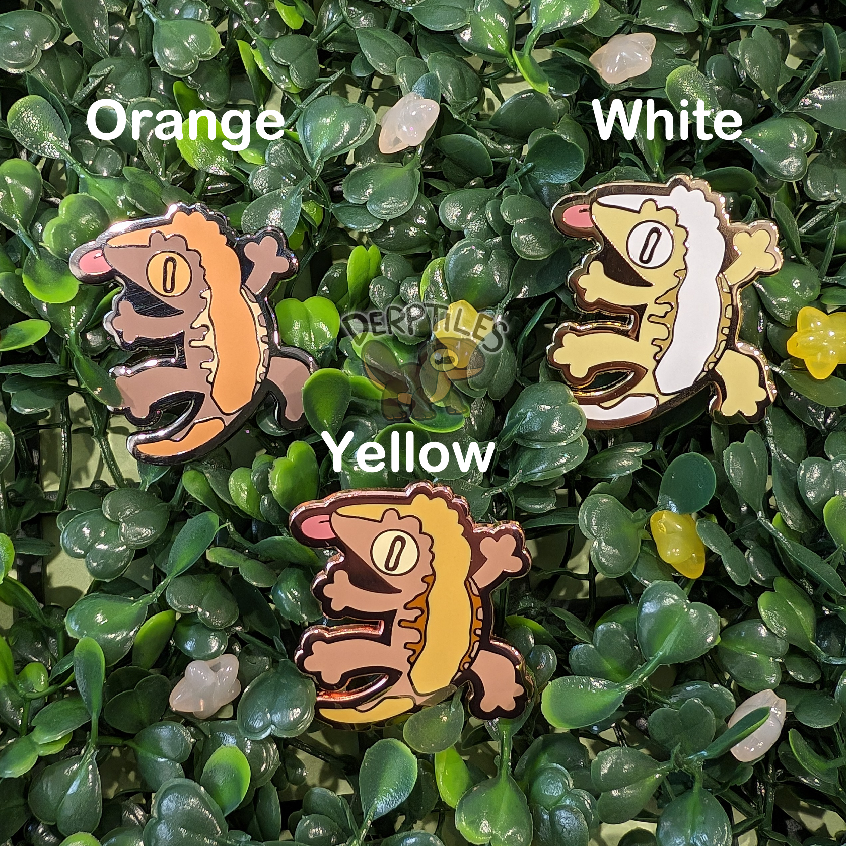Derptiles - Wholesale Lapel Pin/Button - Crested Gecko Enamel Pin4